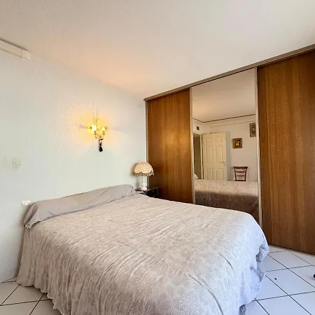 Face A La Cyprien Apartman
